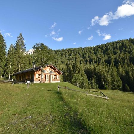 Madonna Chalet Brenta Dolomitesヴィラ エクステリア 写真